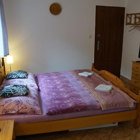 Penzion Kutil Trojanovice Frenštát pod Radhoštěm Dış mekan fotoğraf