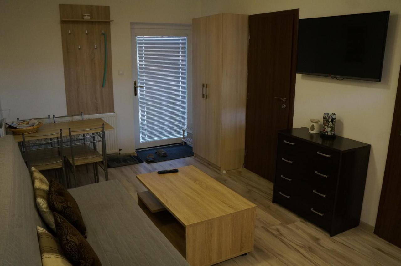 Penzion Kutil Trojanovice Frenštát pod Radhoštěm Dış mekan fotoğraf