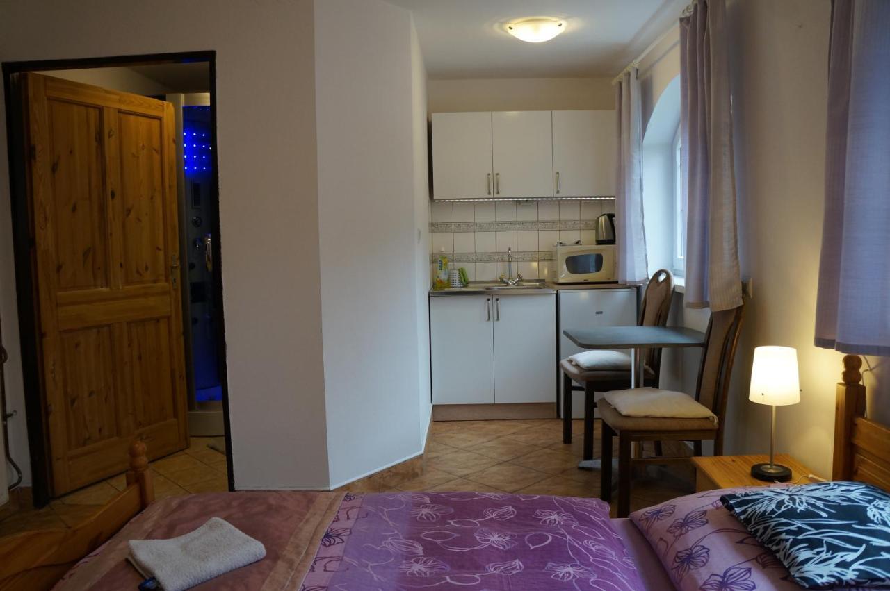 Penzion Kutil Trojanovice Frenštát pod Radhoštěm Dış mekan fotoğraf